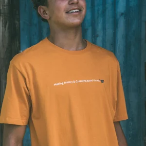 Camiseta Manga Curta Mostarda Hang Loose Goodtimes